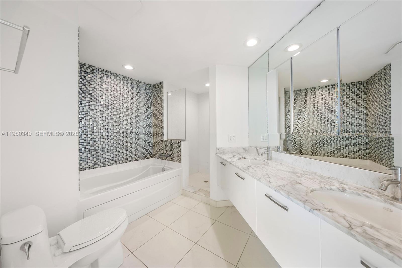 image 500 Brickell East12