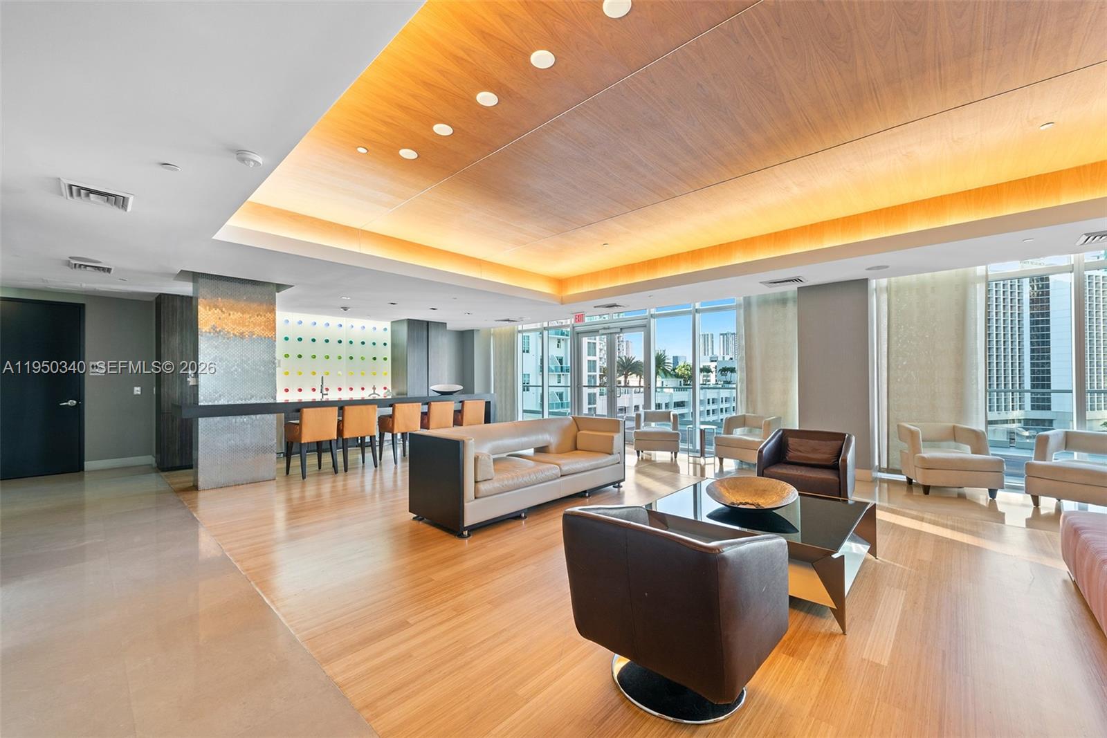 image 500 Brickell East36