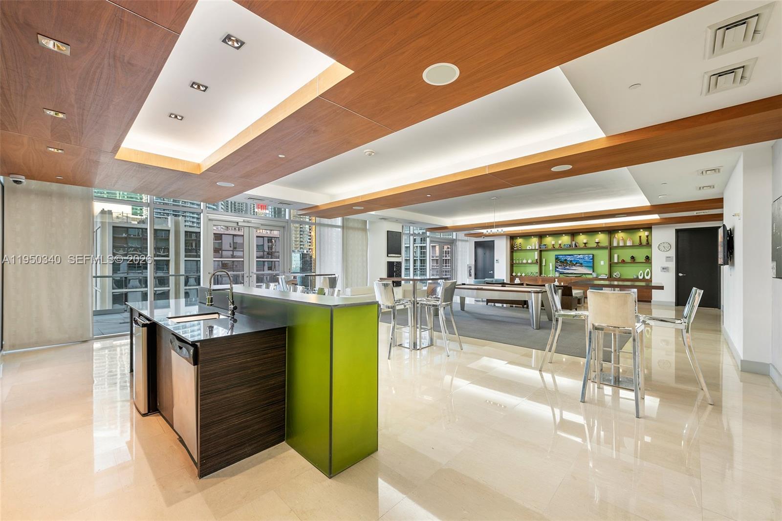 image 500 Brickell East38