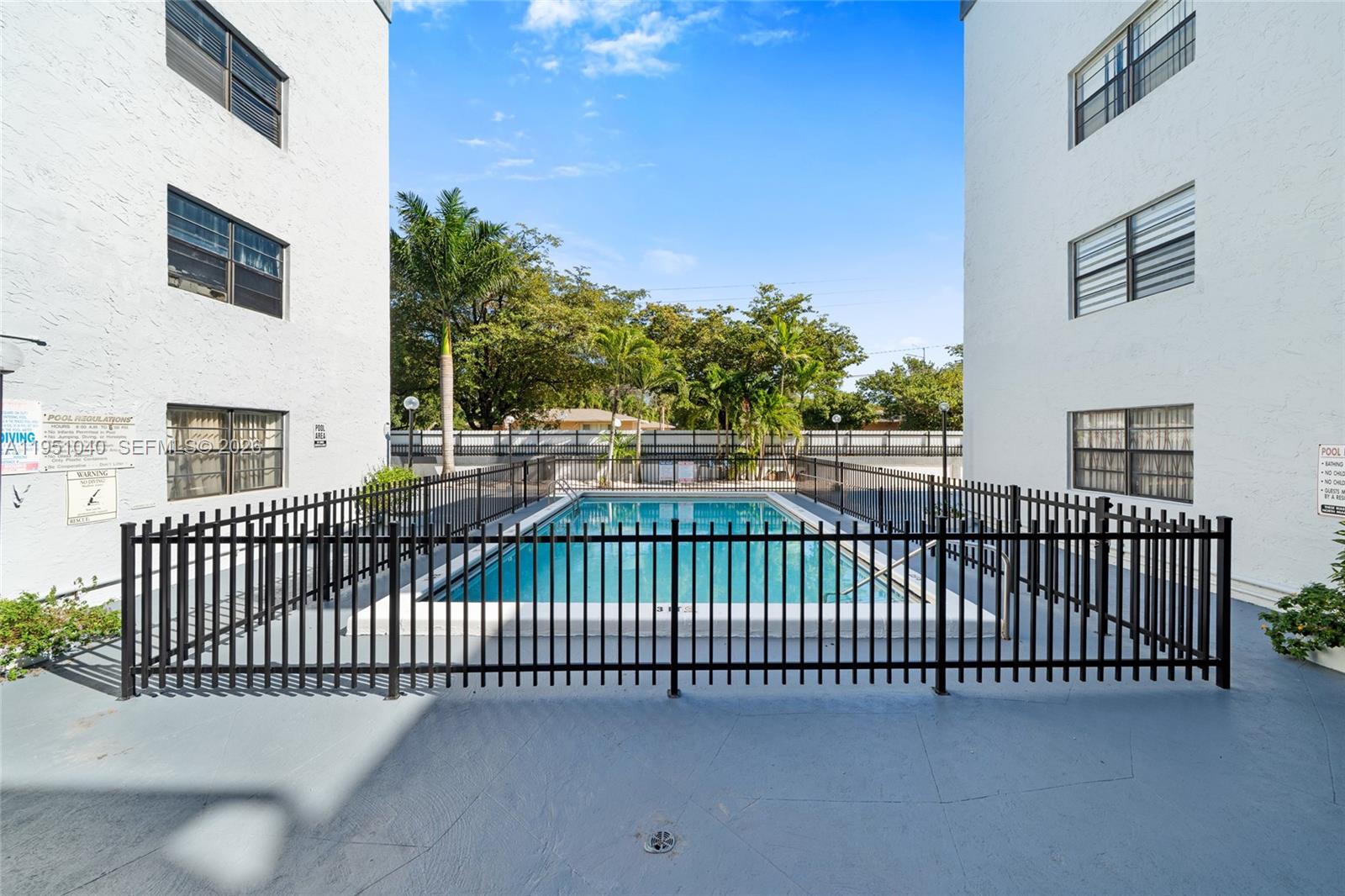 13500 NE 3rd Ct #325 North Miami, FL 33161