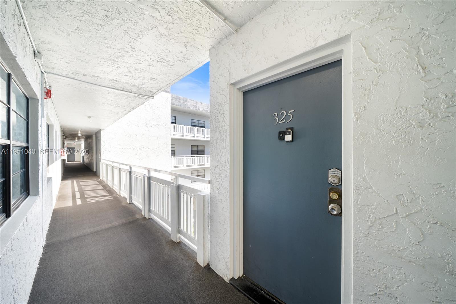 13500 NE 3rd Ct #325 North Miami, FL 33161