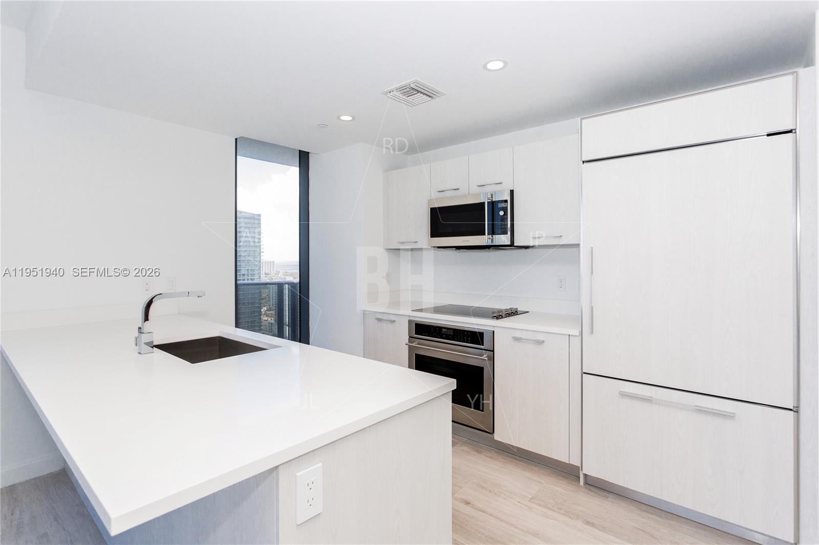 image Brickell Heights East3