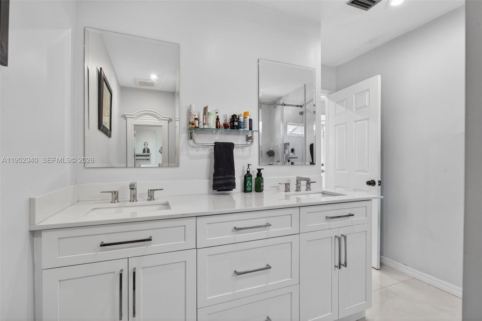 2910 NE 52nd St Fort Lauderdale, FL 33308