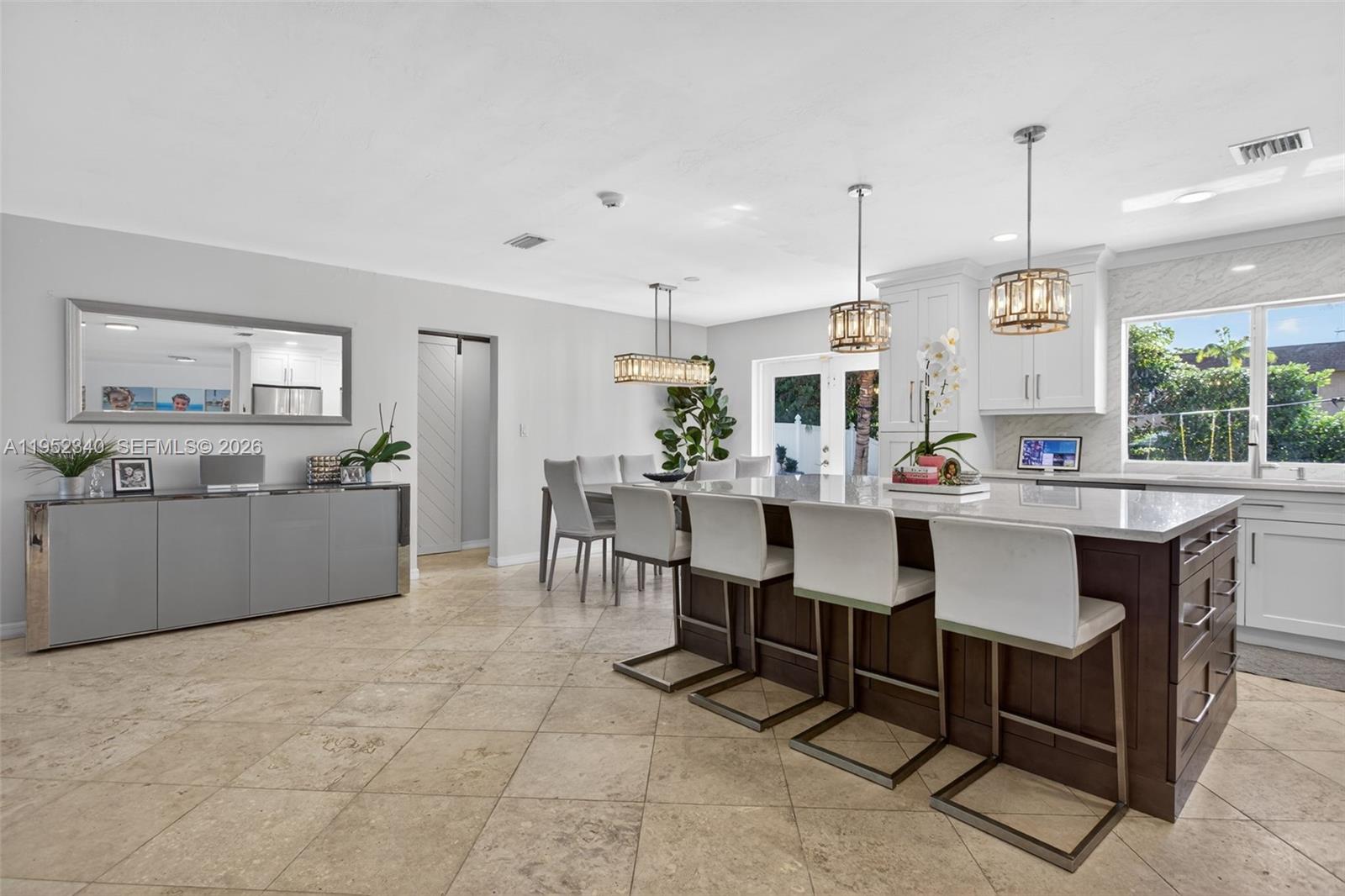 2910 NE 52nd St Fort Lauderdale, FL 33308