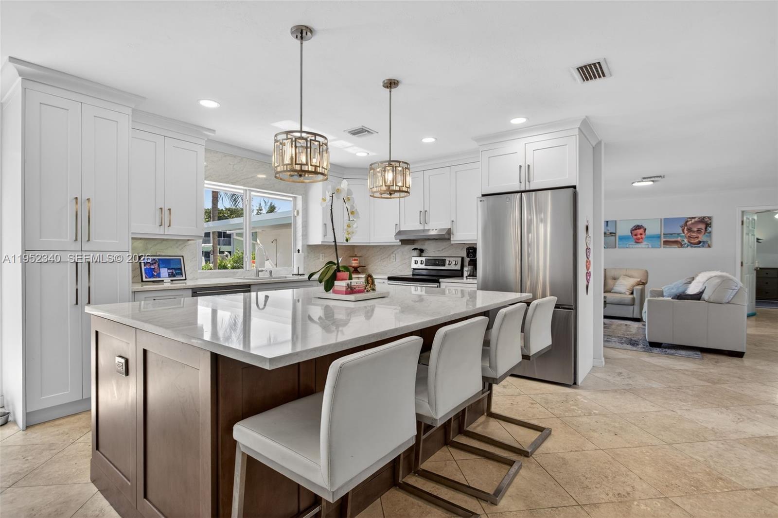 2910 NE 52nd St Fort Lauderdale, FL 33308