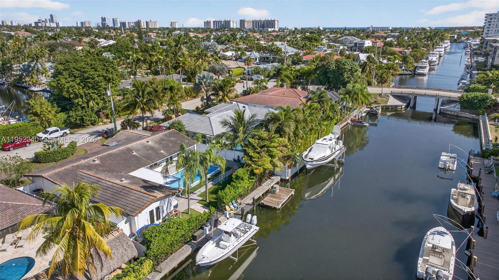 2910 NE 52nd St Fort Lauderdale, FL 33308