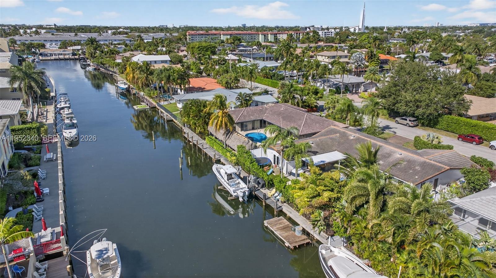 2910 NE 52nd St Fort Lauderdale, FL 33308