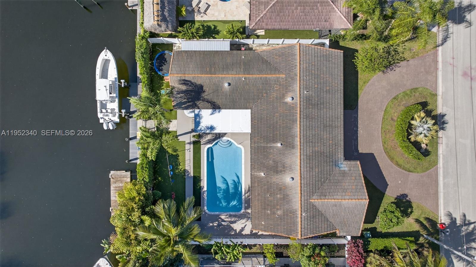 2910 NE 52nd St Fort Lauderdale, FL 33308