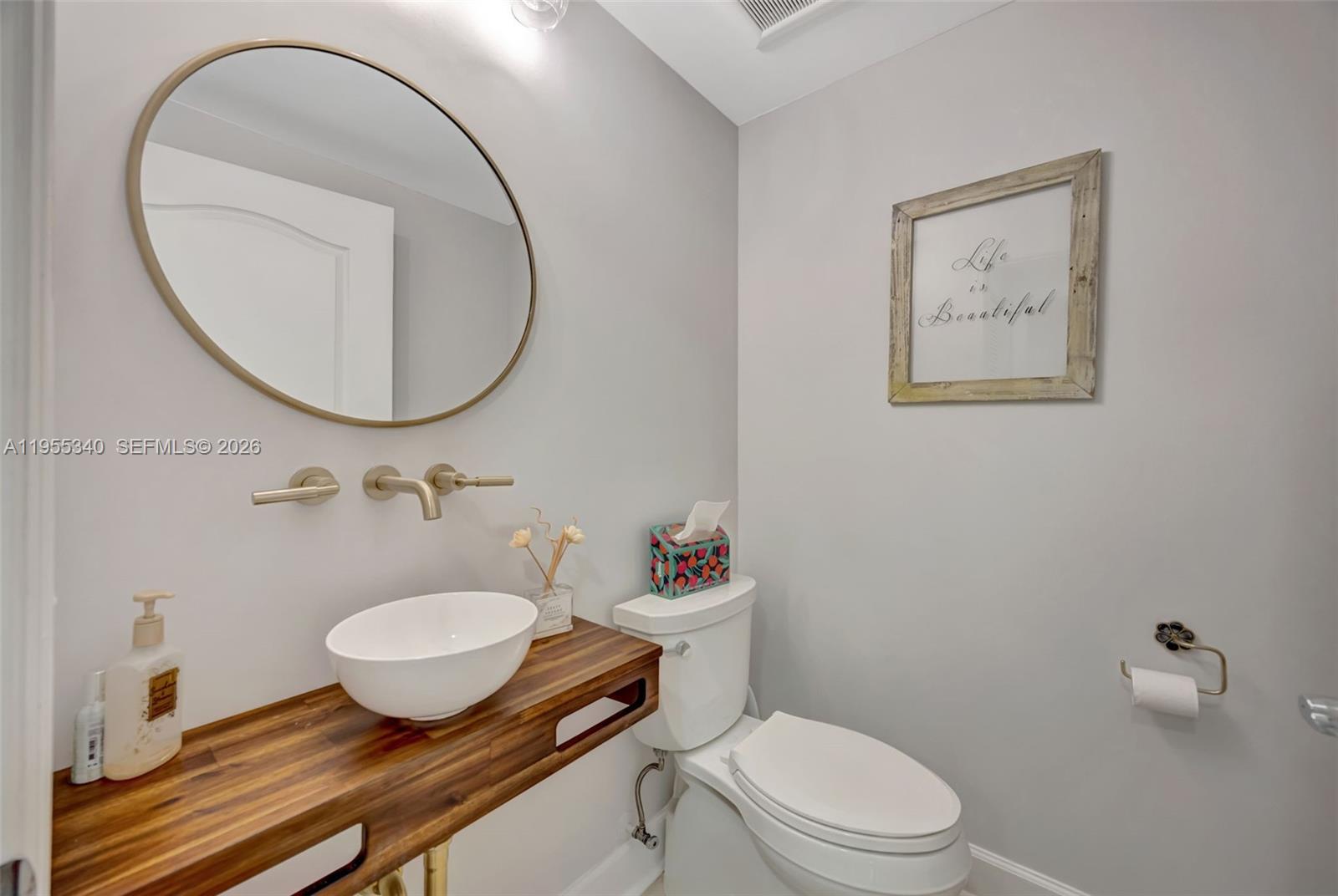 7588 SW 102nd St #203 Pinecrest, FL 33156