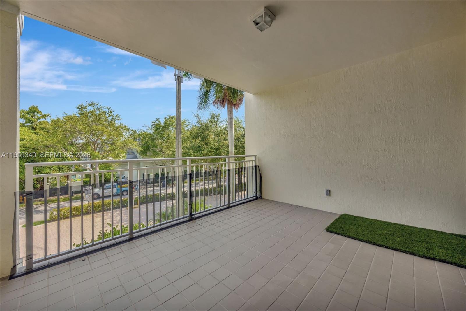 7588 SW 102nd St #203 Pinecrest, FL 33156