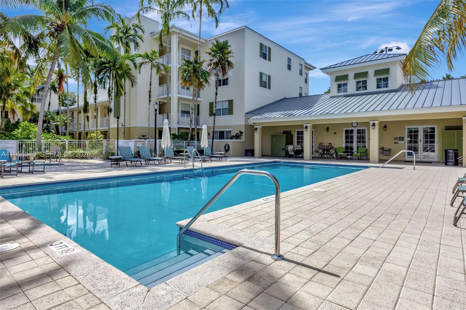 7588 SW 102nd St #203 Pinecrest, FL 33156