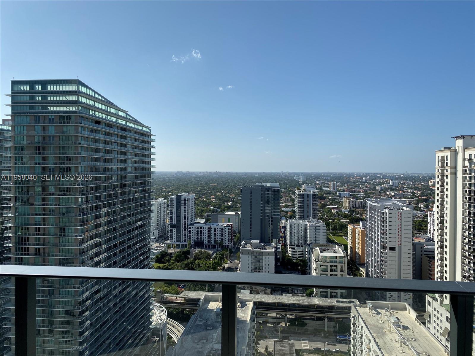 1000 Brickell Plz #3306
