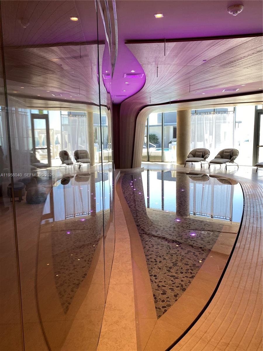 image Brickell Flatiron20