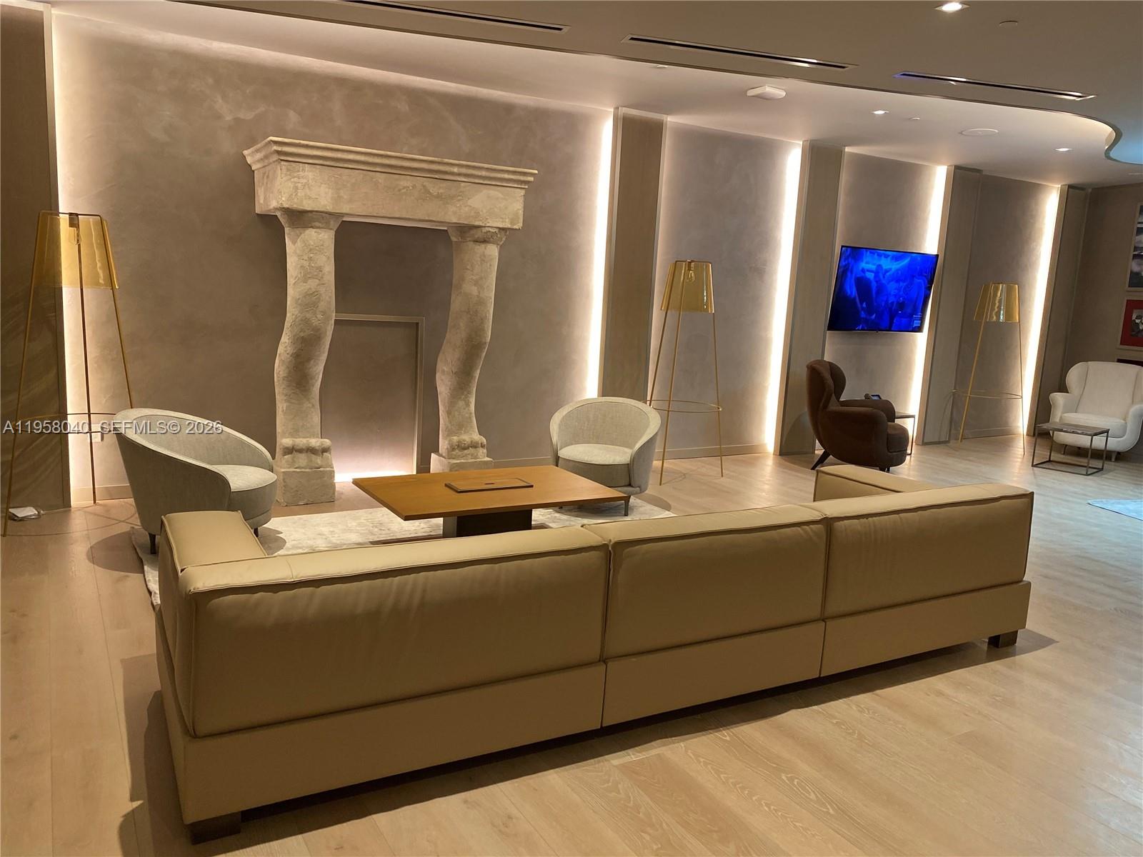 image Brickell Flatiron29