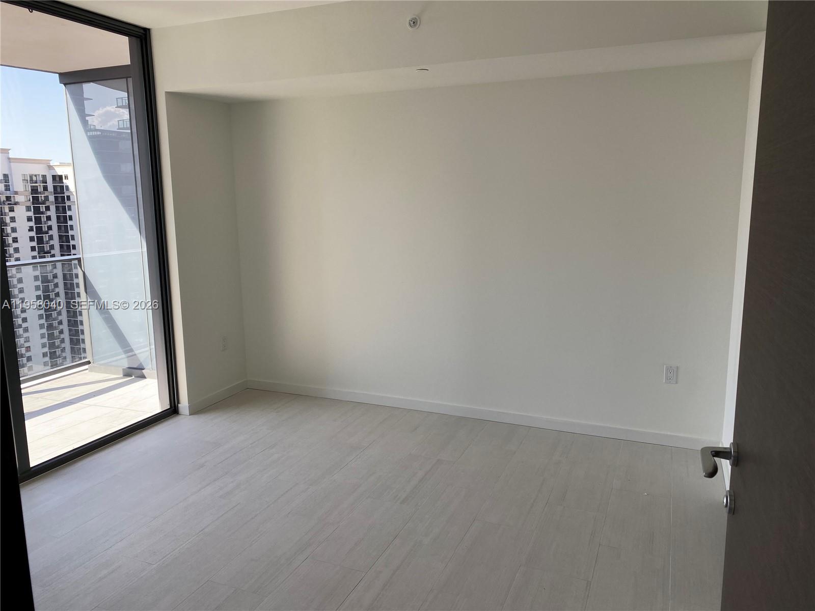 image Brickell Flatiron6