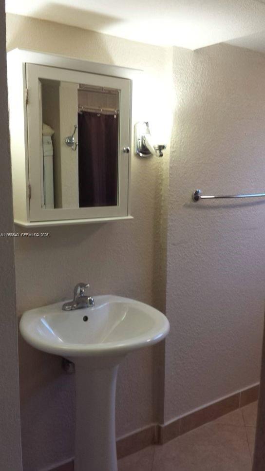 7368 SW 82nd St #E113 Miami, FL 33143