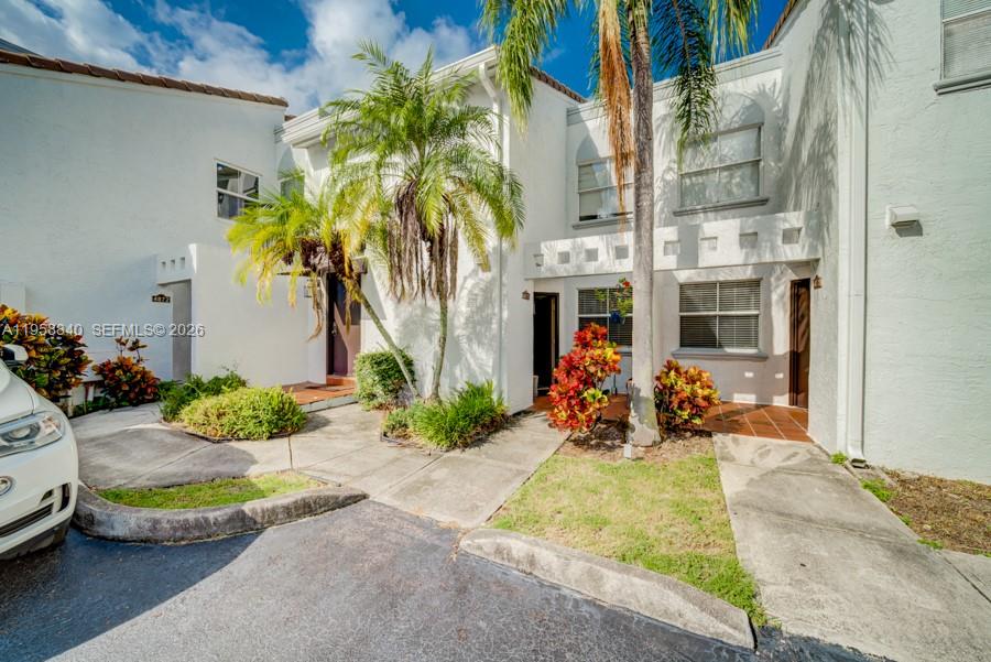 4876 NW 97th Ct #352