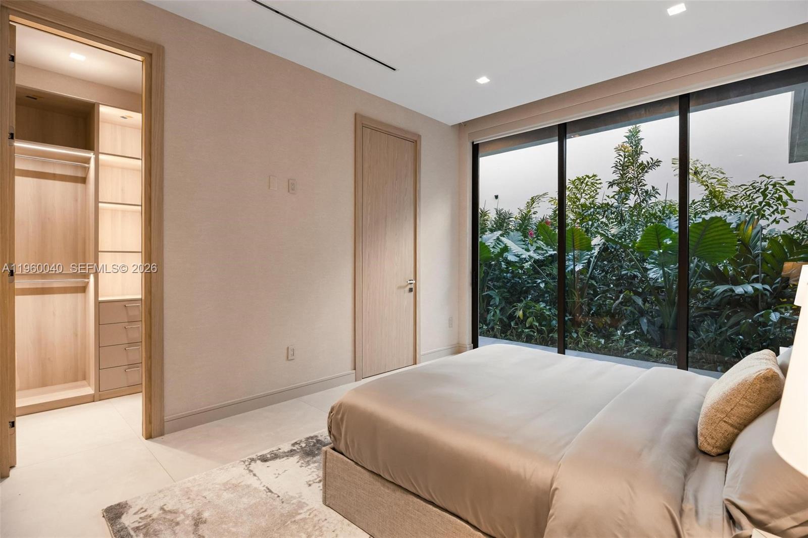 723 NE 77th St Miami, FL 33138