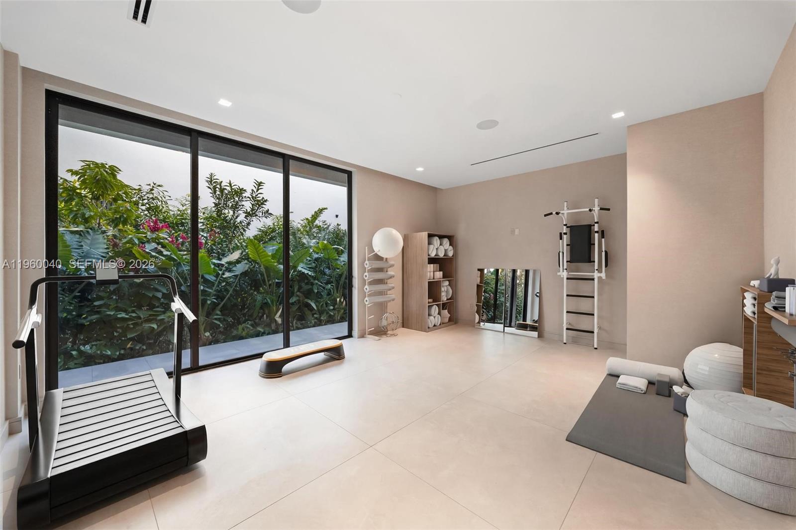 723 NE 77th St Miami, FL 33138