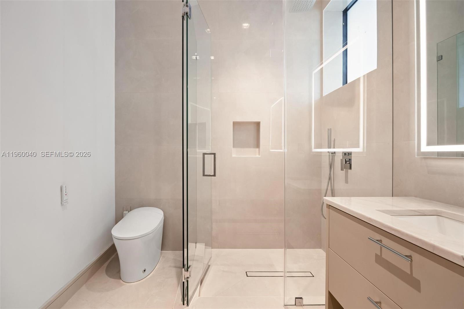 723 NE 77th St Miami, FL 33138