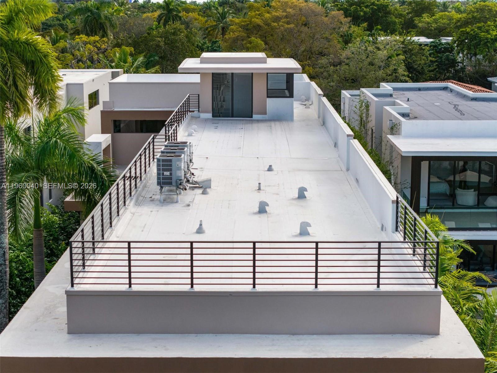 723 NE 77th St Miami, FL 33138