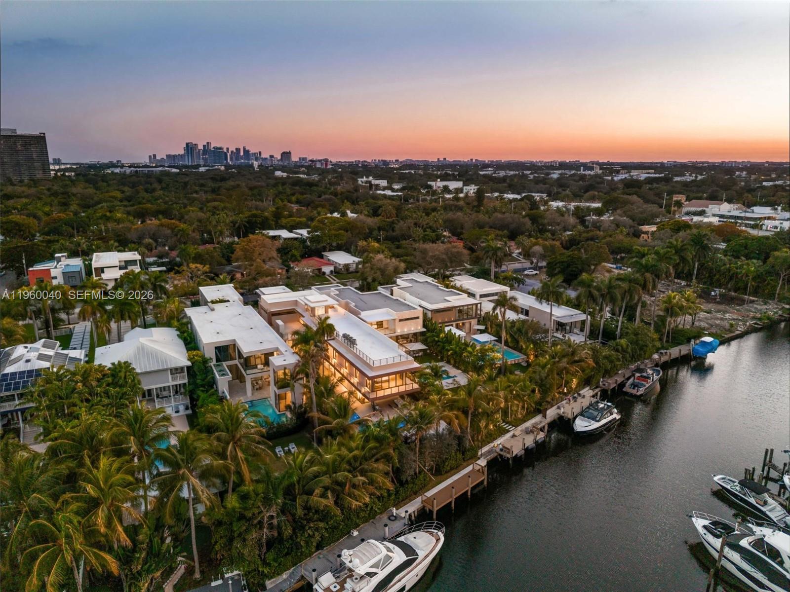 723 NE 77th St Miami, FL 33138