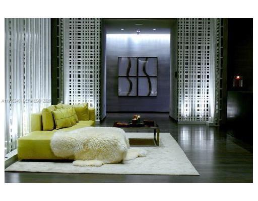 image Beach Club 225