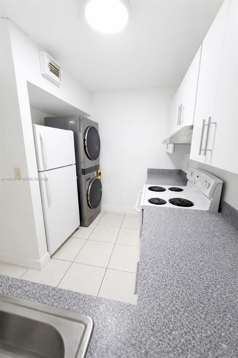 2530 W 67th Pl #12-29 Hialeah, FL 33016