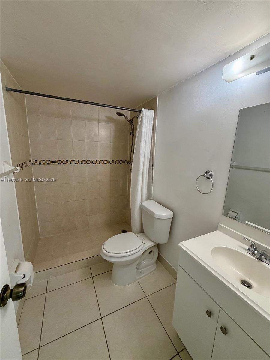 2530 W 67th Pl #12-29 Hialeah, FL 33016