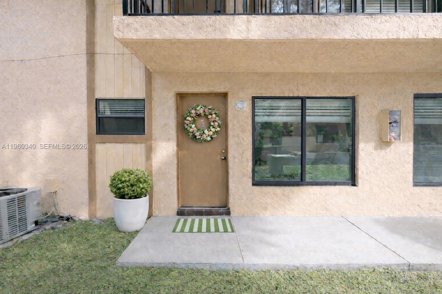 2530 W 67th Pl #12-29 Hialeah, FL 33016