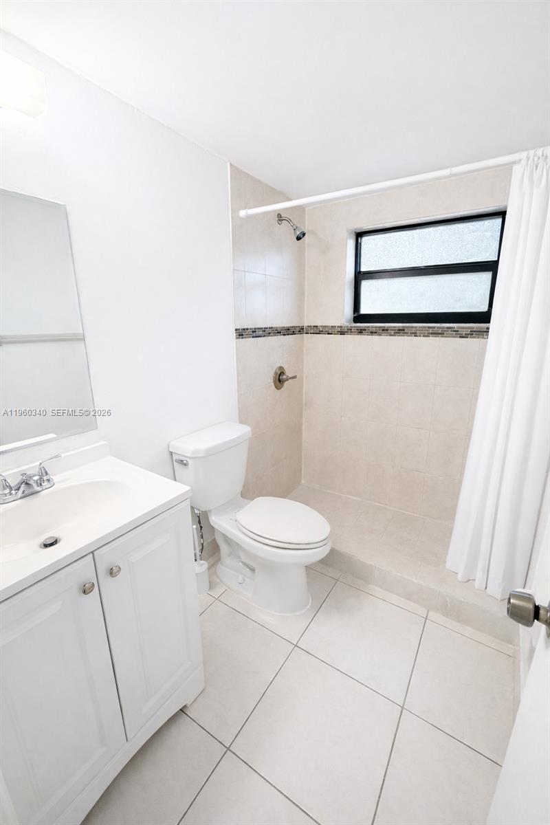 2530 W 67th Pl #12-29 Hialeah, FL 33016