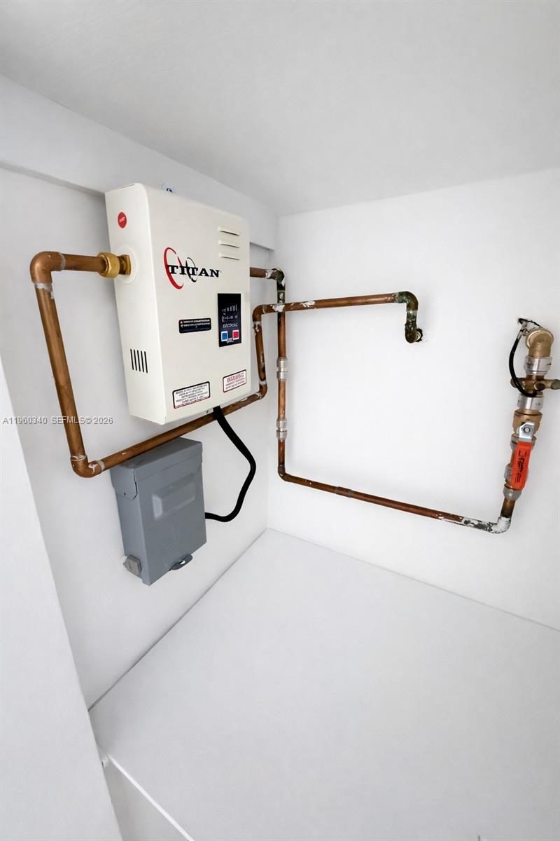 2530 W 67th Pl #12-29 Hialeah, FL 33016