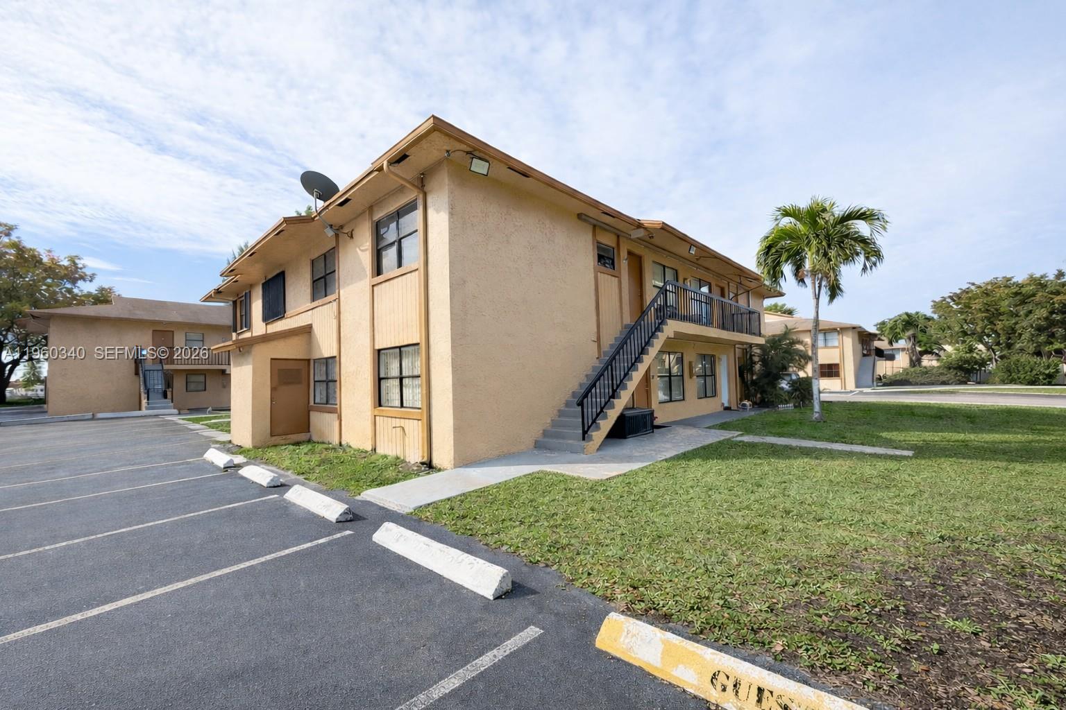 2530 W 67th Pl #12-29 Hialeah, FL 33016