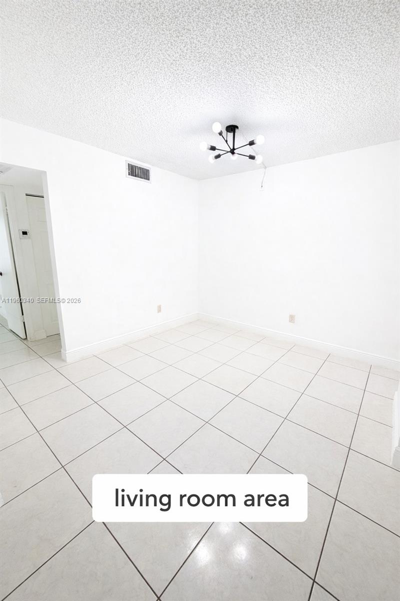 2530 W 67th Pl #12-29 Hialeah, FL 33016