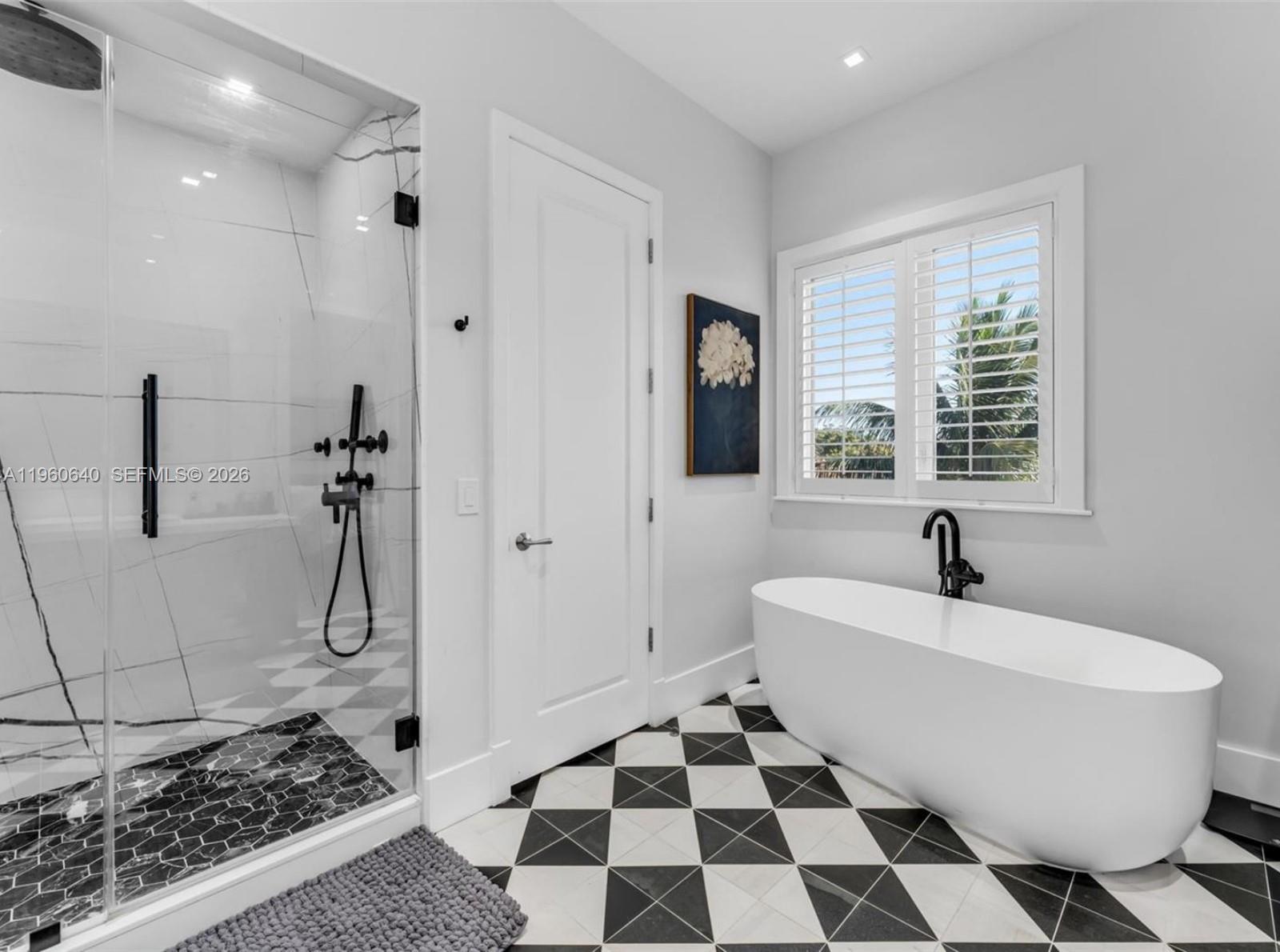 4819 University Dr Coral Gables, FL 33146