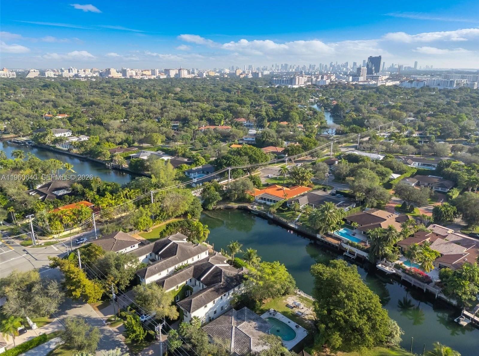 4819 University Dr Coral Gables, FL 33146