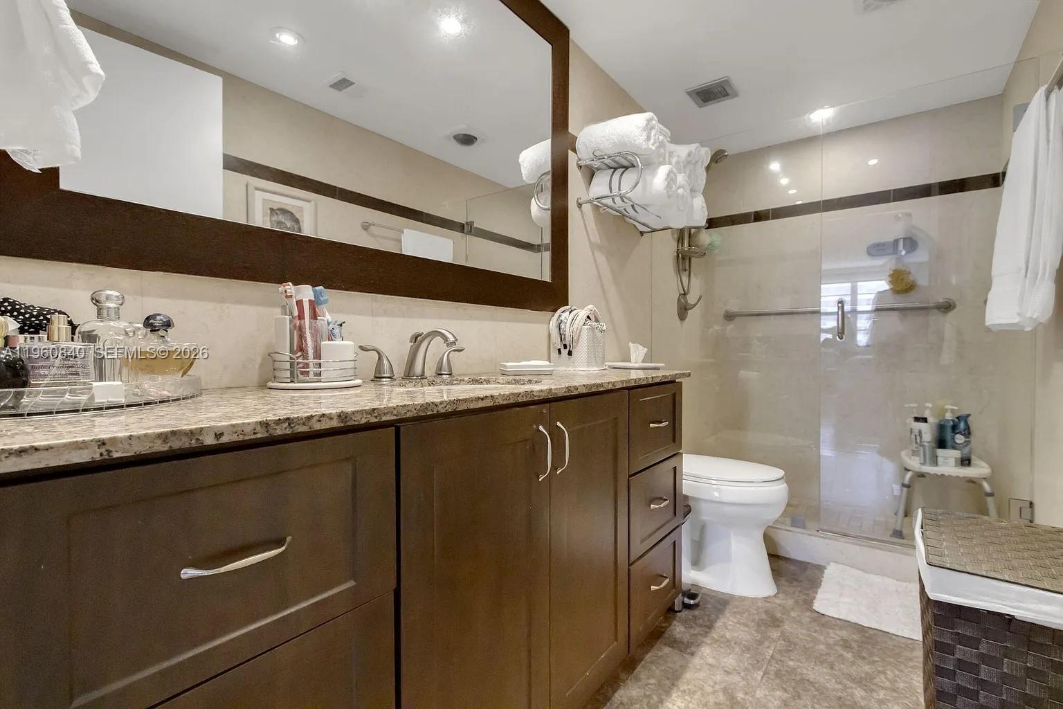 1950 S Ocean Dr #17E Hallandale Beach, FL 33009