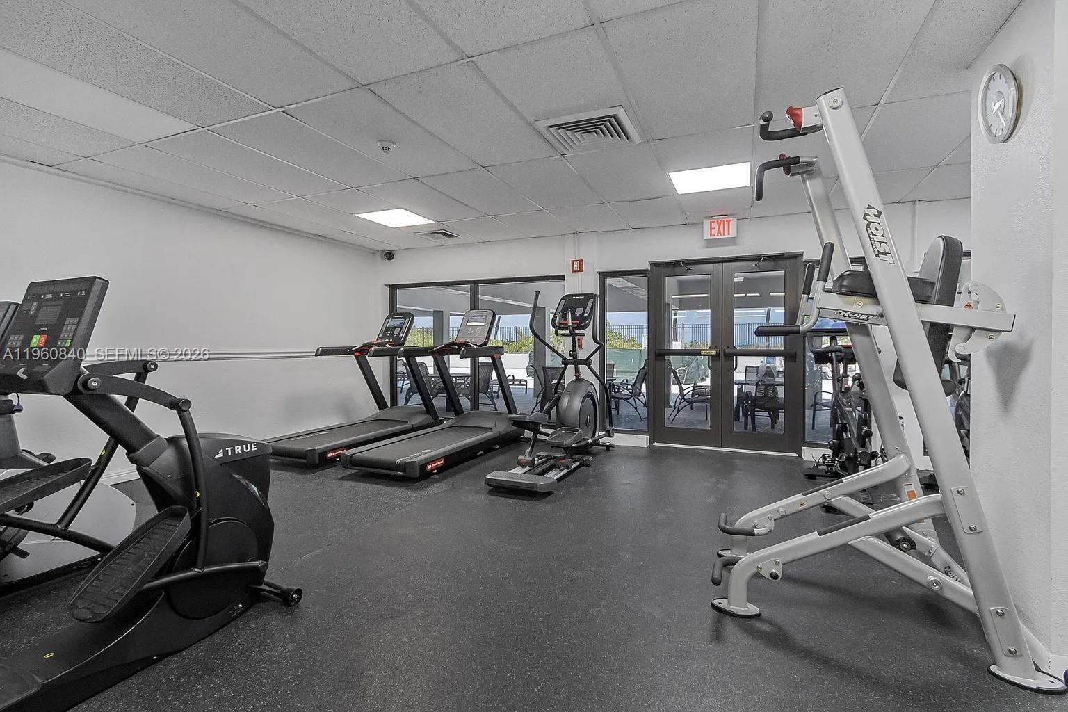 1950 S Ocean Dr #17E Hallandale Beach, FL 33009