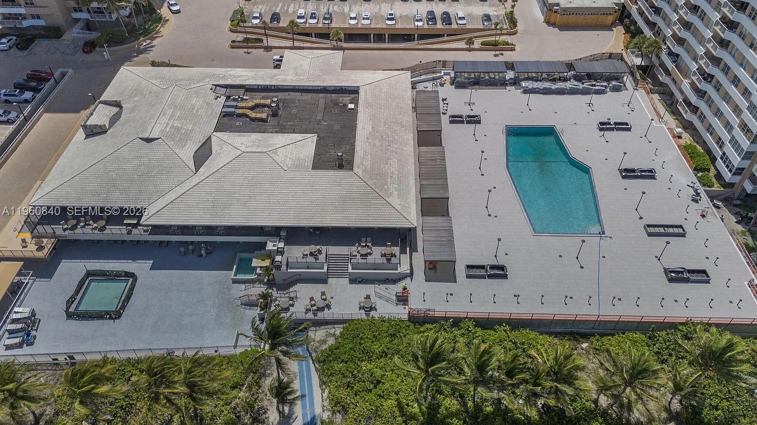 1950 S Ocean Dr #17E Hallandale Beach, FL 33009