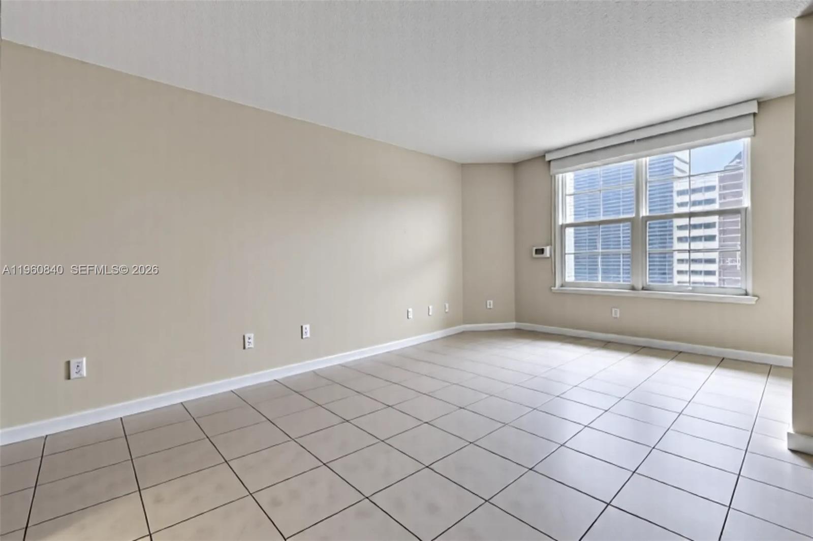 1950 S Ocean Dr #17E Hallandale Beach, FL 33009