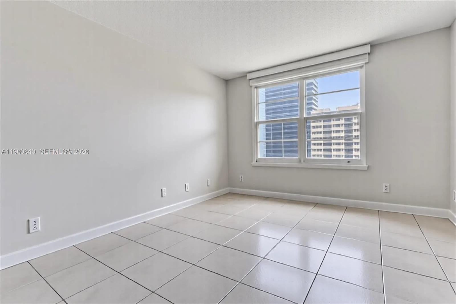 1950 S Ocean Dr #17E Hallandale Beach, FL 33009