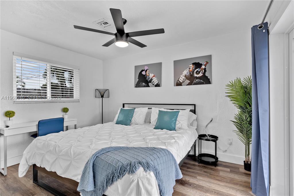 7831 Hope St Hollywood, FL 33024