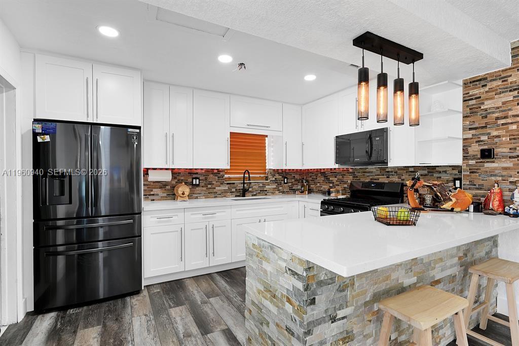 7831 Hope St Hollywood, FL 33024