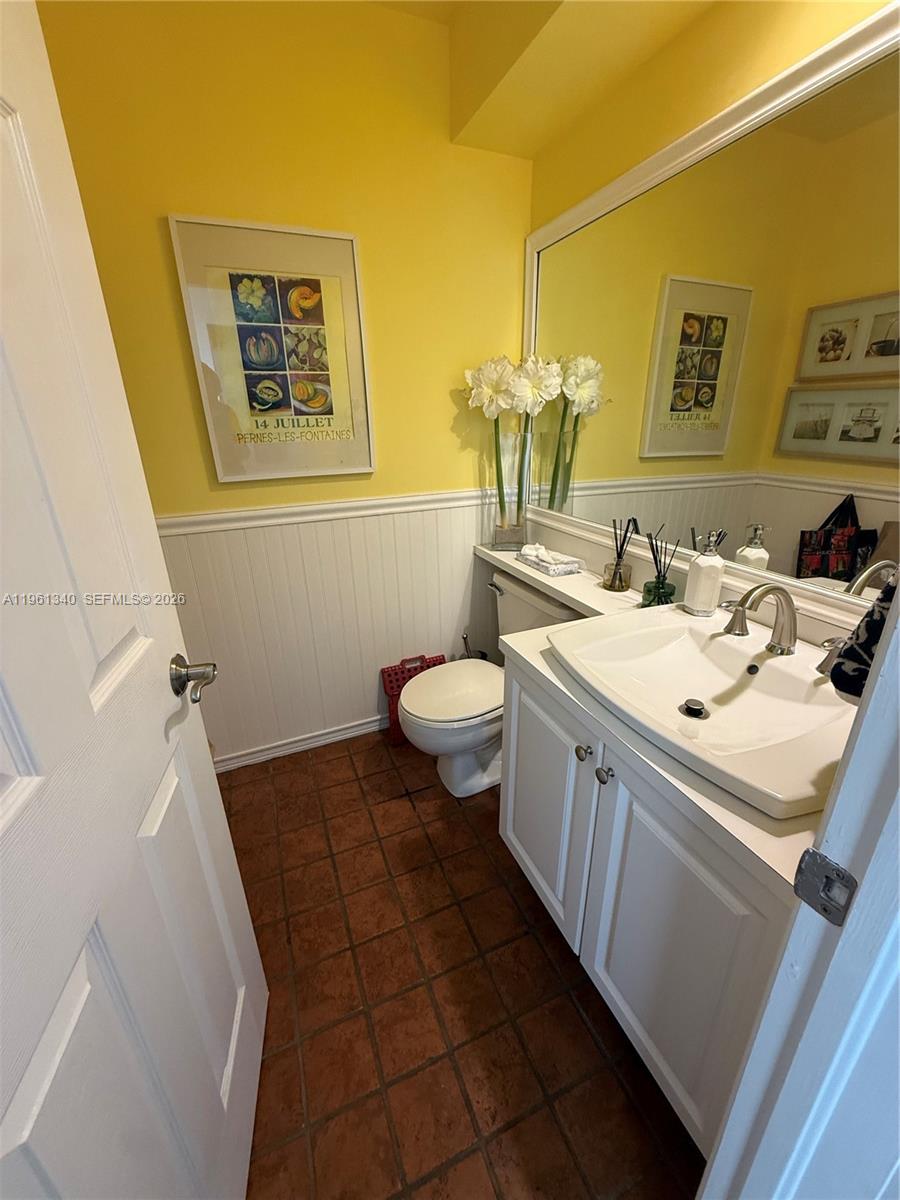 232 Waterside Dr Hypoluxo, FL 33462