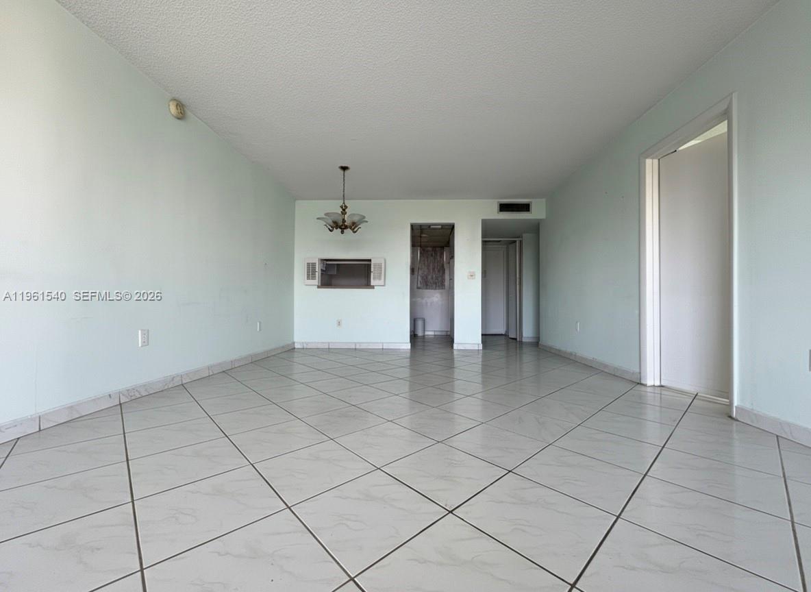 Undisclosed Address Aventura, FL 33160