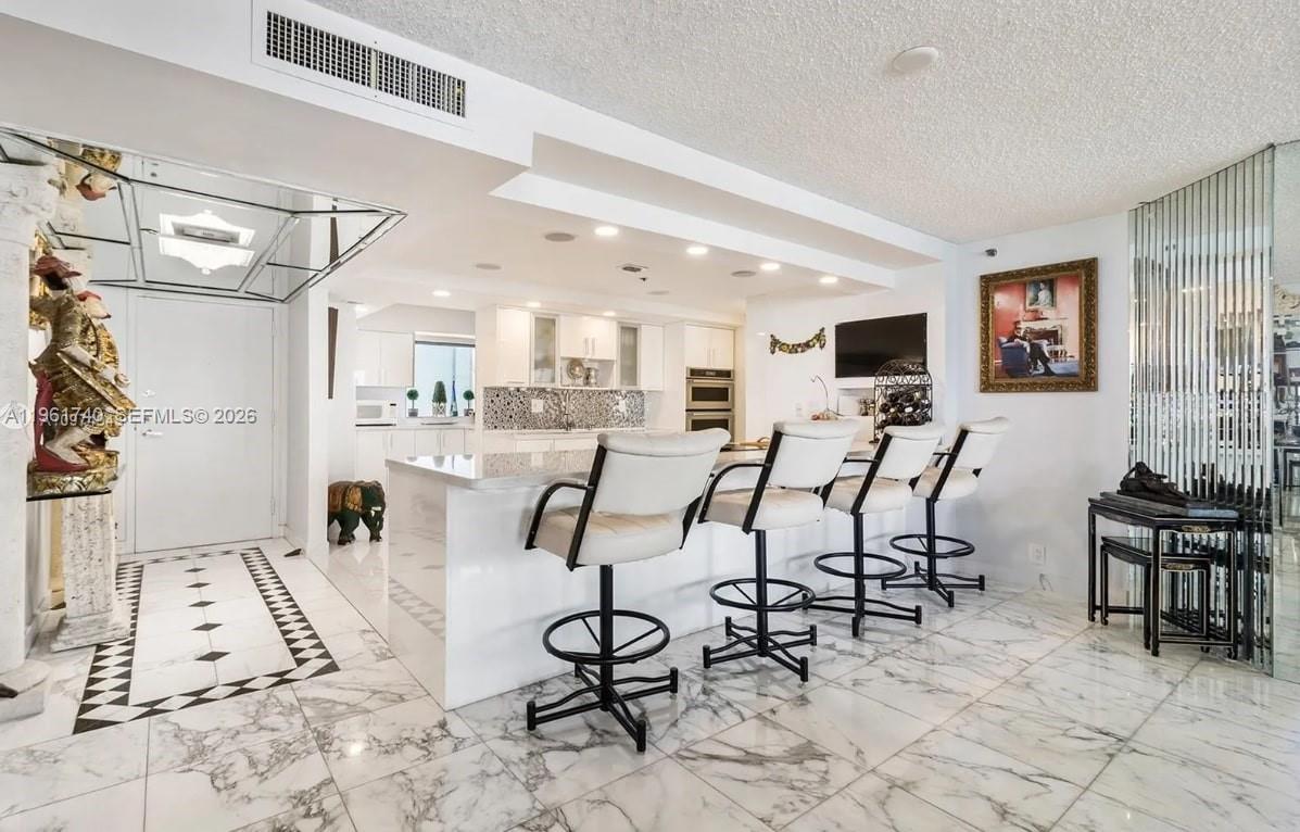 1717 N Bayshore Dr #A-3451 Miami, FL 33132