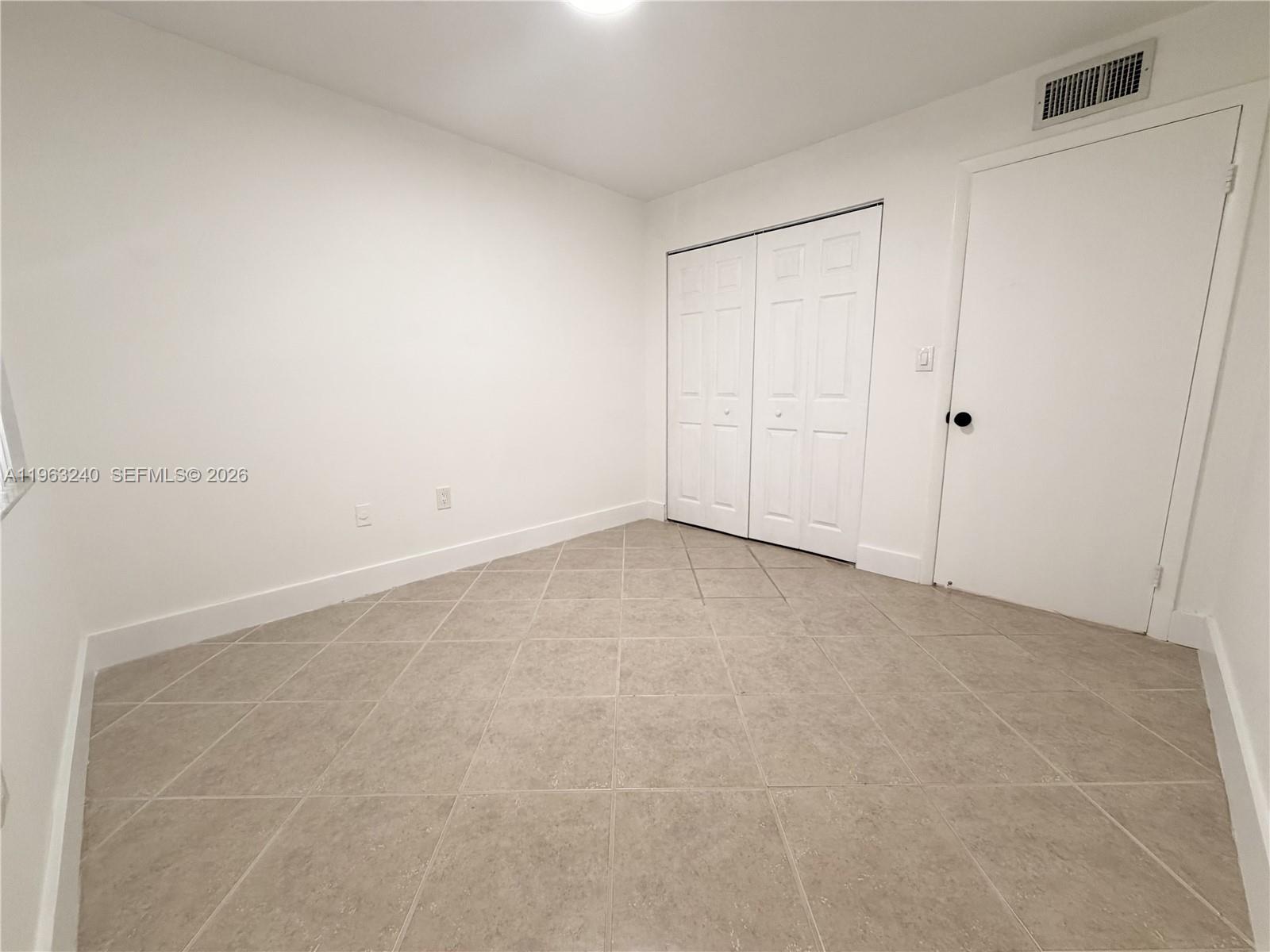 10835 SW 112th Ave #116 Miami, FL 33176