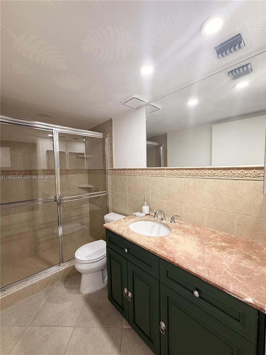 10835 SW 112th Ave #116 Miami, FL 33176