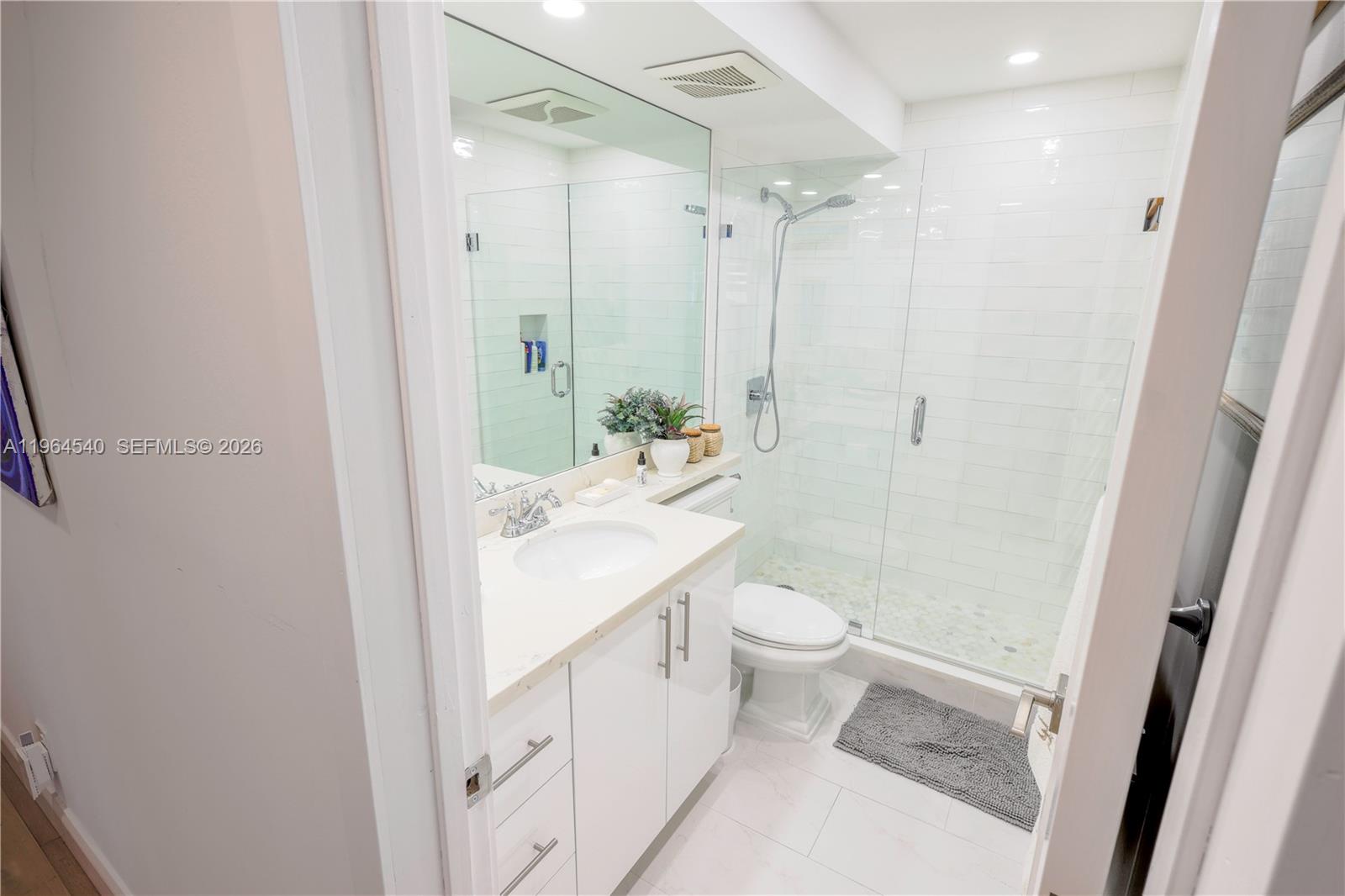 4201 N Ocean Dr #304 Hollywood, FL 33019