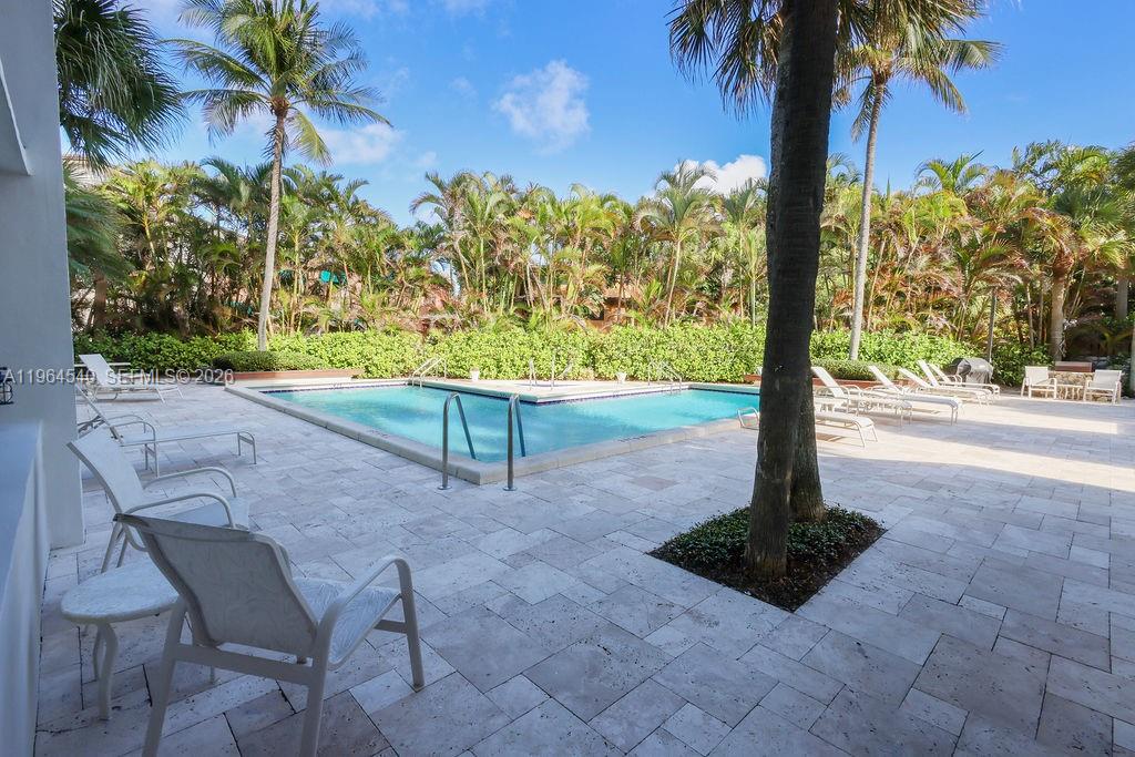 4201 N Ocean Dr #304 Hollywood, FL 33019